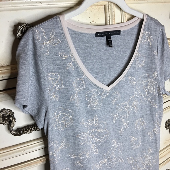 White House Black Market Tops - 🌺 SALE 5/$10 Embroidered top tiered blouse